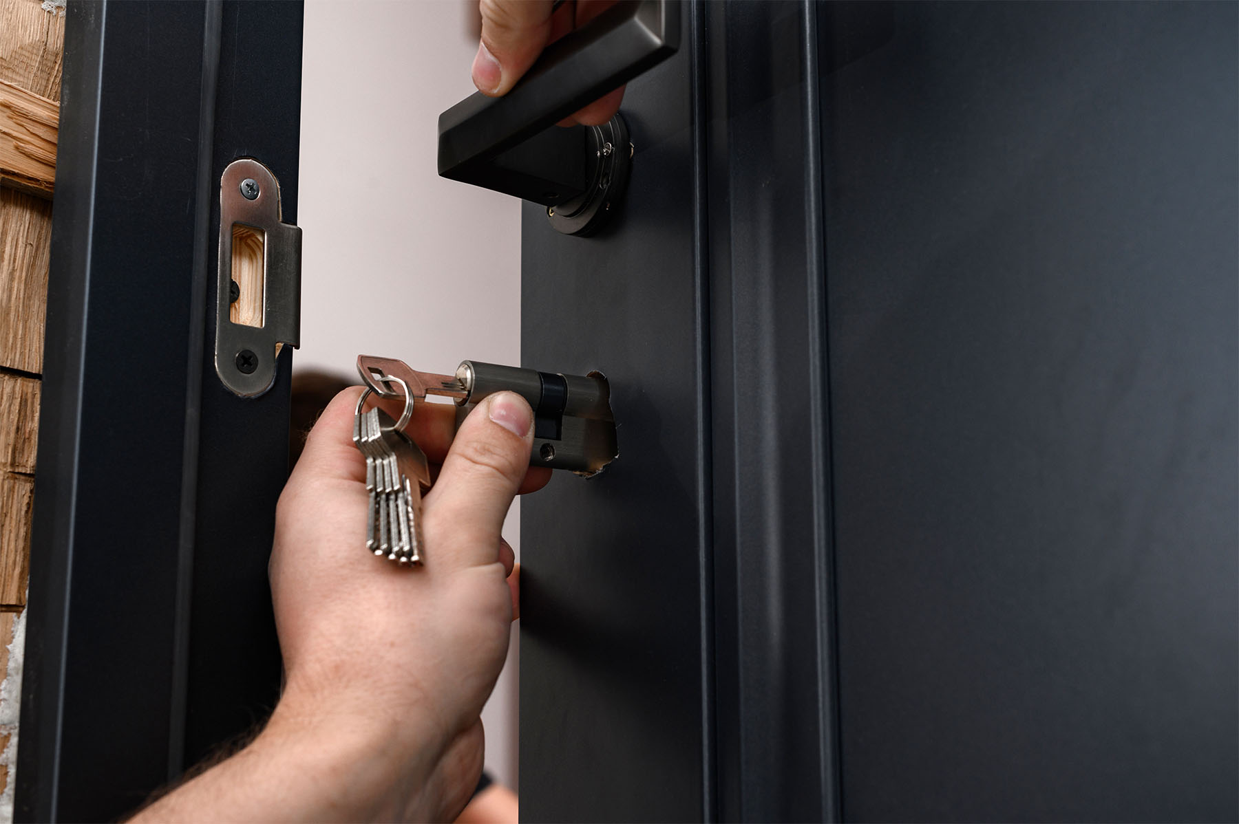 Residential locksmith